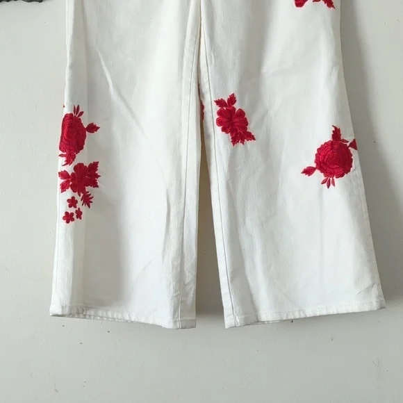 Banana Republic Wide Leg Embroidered Jeans - Picture 3 of 12